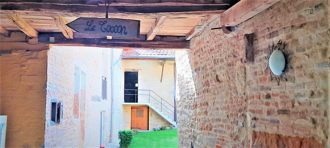Le Cocoon Avec Parking Gratuit Apartment Cuisery Bagian luar foto